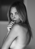 Anna Sondall nude
