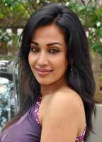 Asha Saini nude