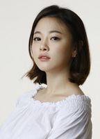 Min Ji-hyeon nude