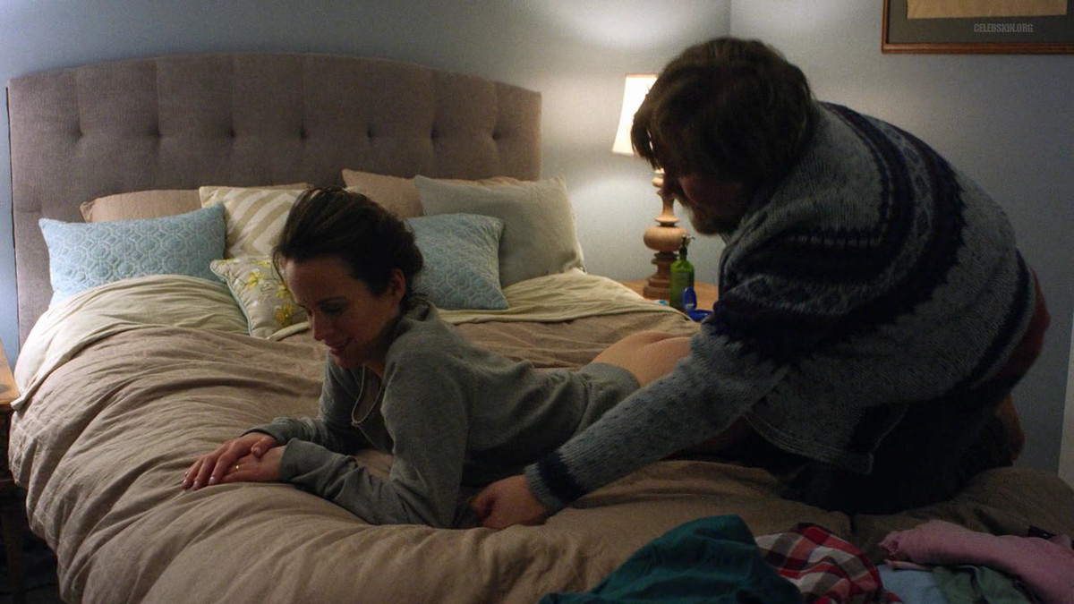 Naked Elizabeth Reaser In Easy