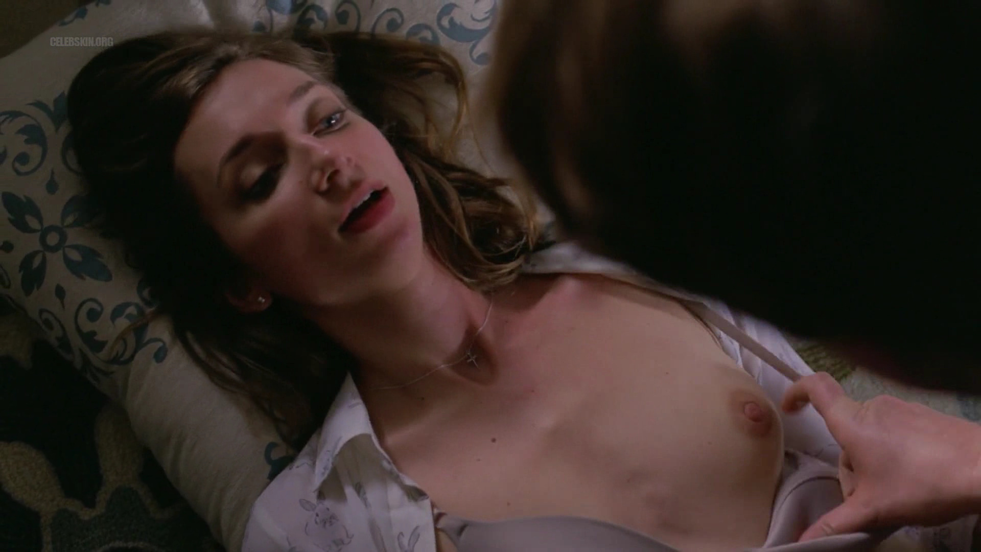 Naked Lauren Lapkus In Crashing Ii