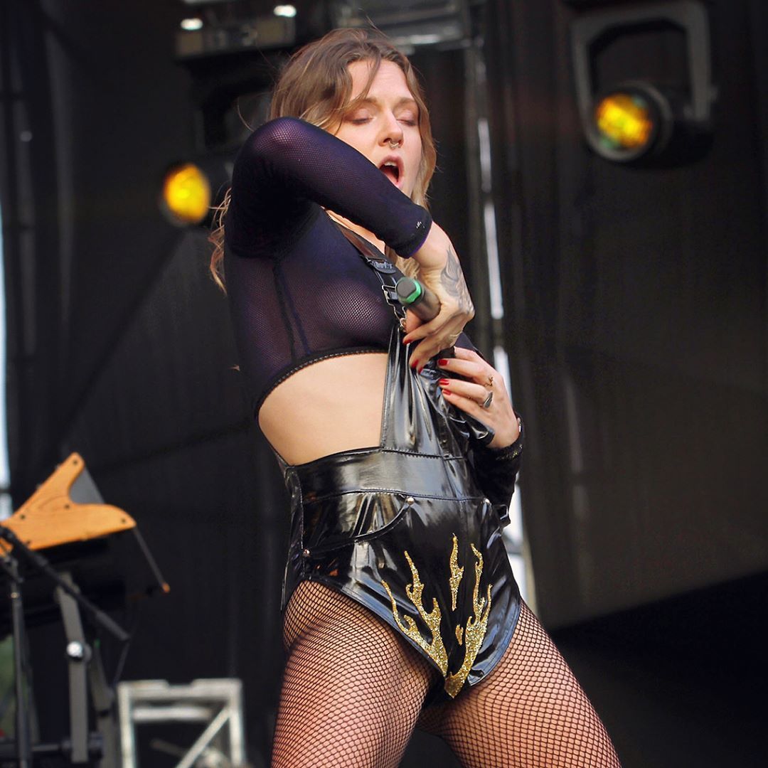 Naked Tove Lo. Added 07/19/2016 by thehawk < ANCENSORED