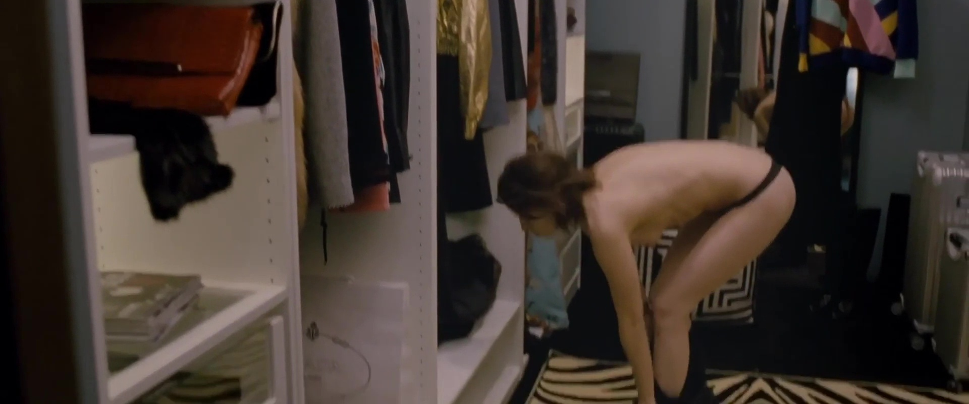 Naked Kristen Stewart In Personal Shopper