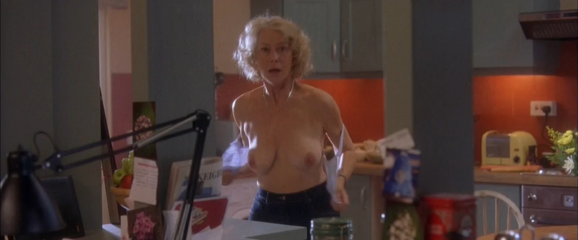 Naked Helen Mirren In Calendar Girls 9401