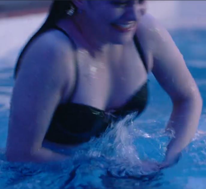 Naked Aisling Franciosi In Clique