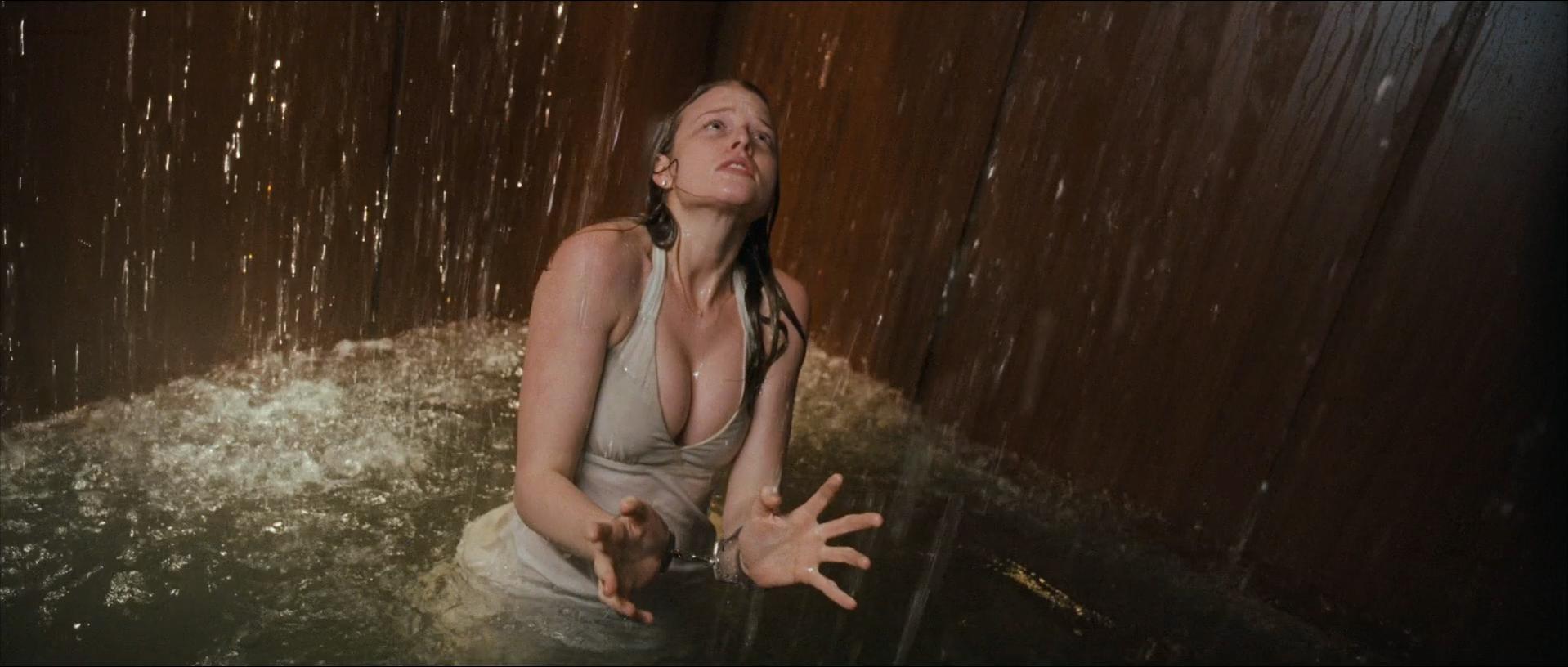 Naked Rachel Nichols in P2 ANCENSORED