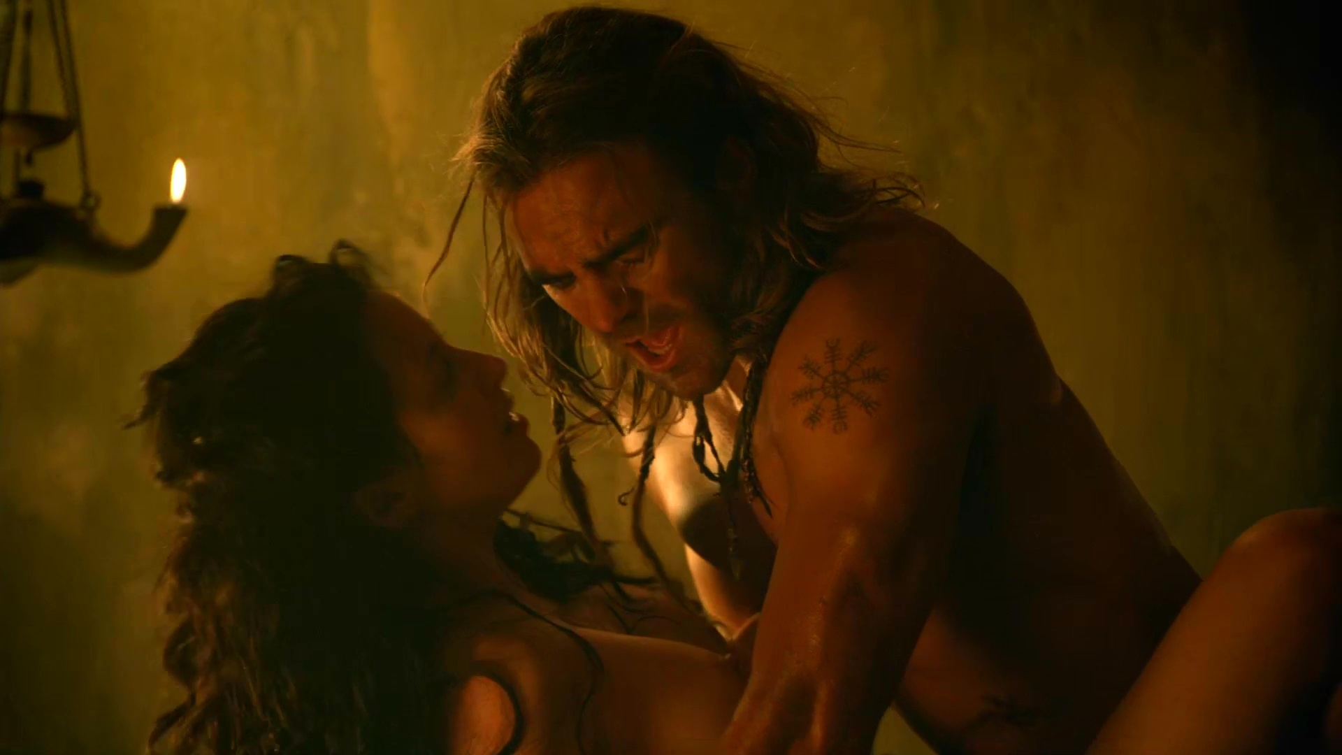 Naked Delaney Tabron In Spartacus Vengeance