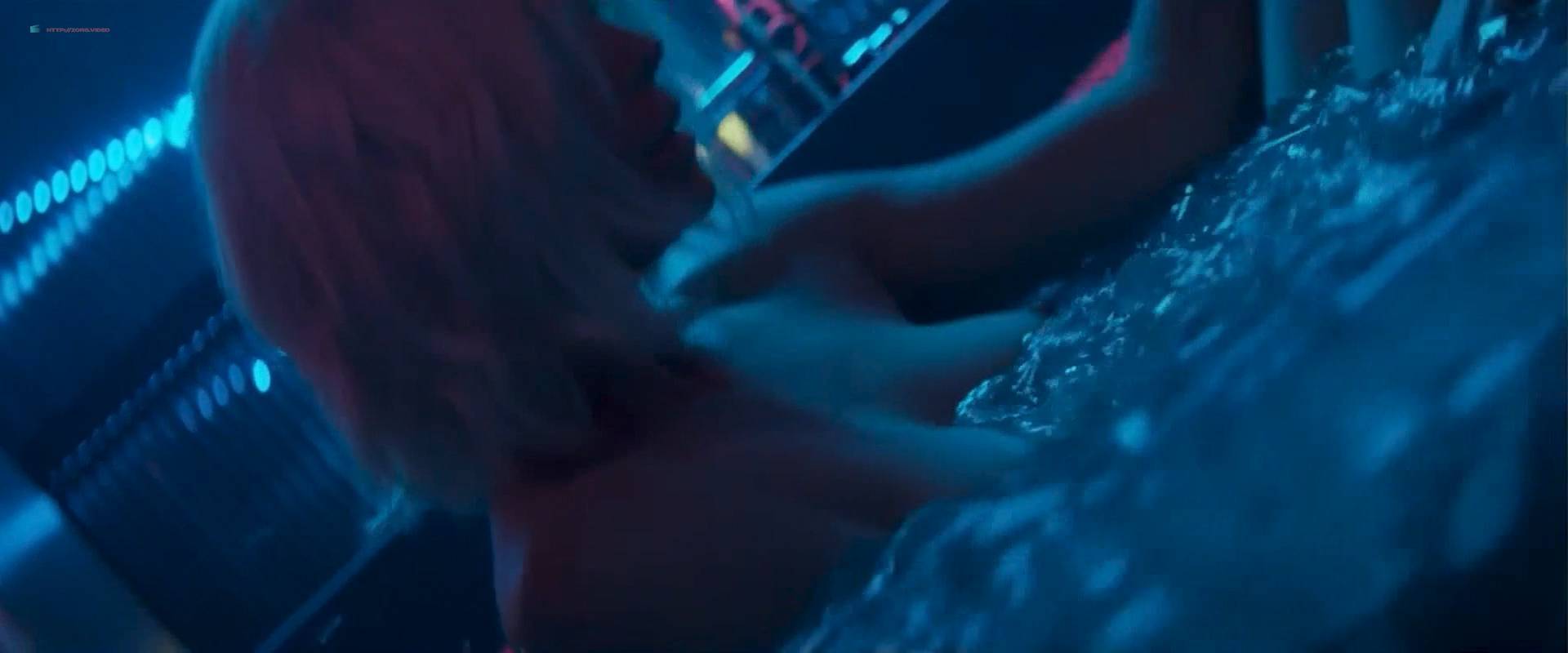 Naked Charlize Theron In Atomic Blonde