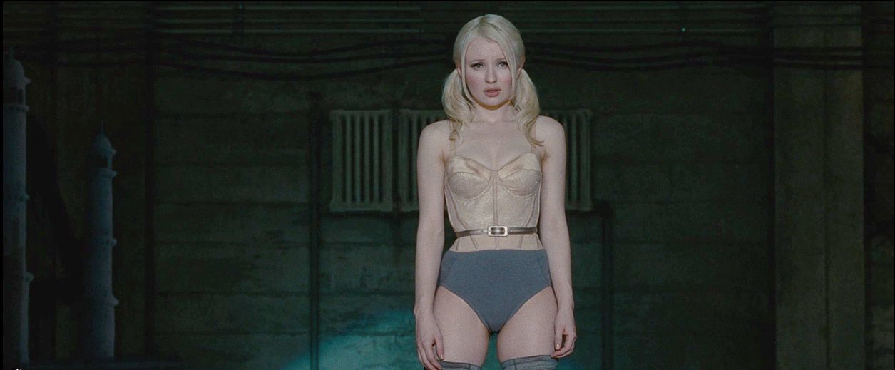 Nackt Emily Browning  Emily Browning