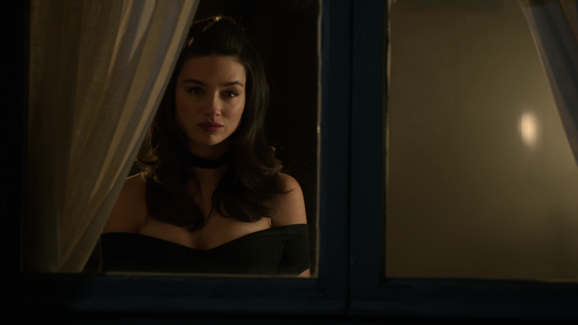 Naked Crystal Reed In Gotham