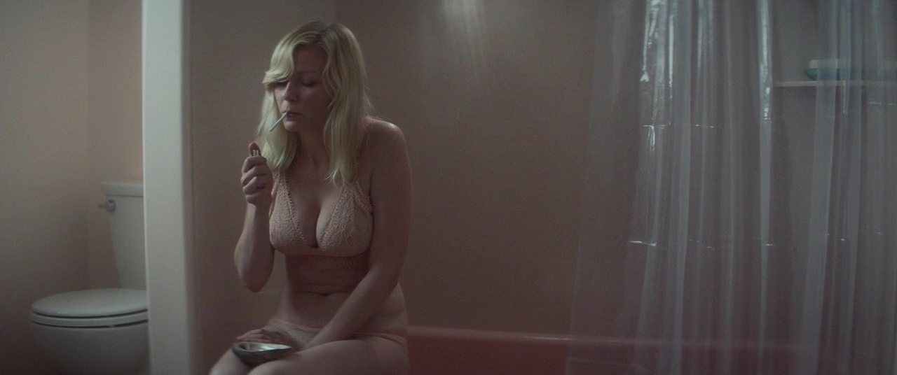 Naked Kirsten Dunst In Woodshock 