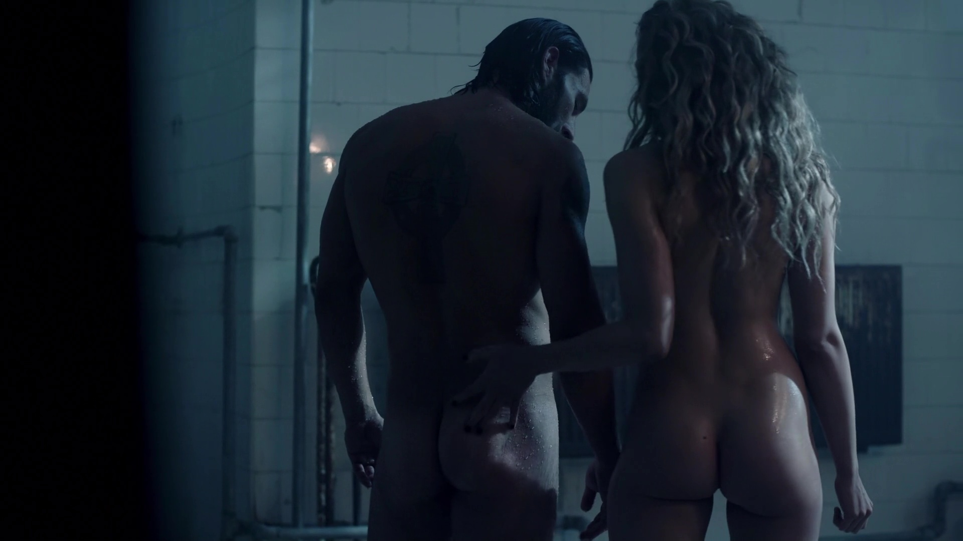 Naked Lucy Aarden In Death Race 4 Beyond Anarchy