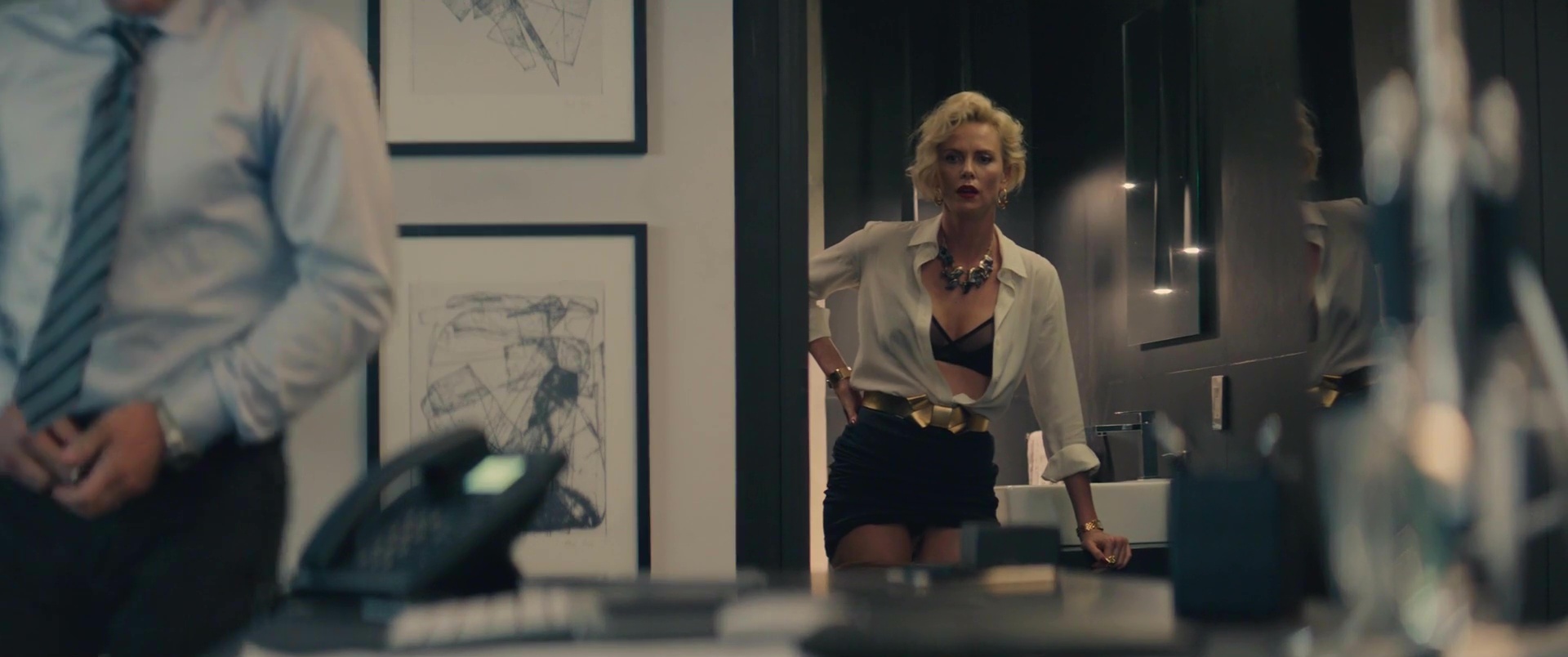 Naked Charlize Theron In Gringo