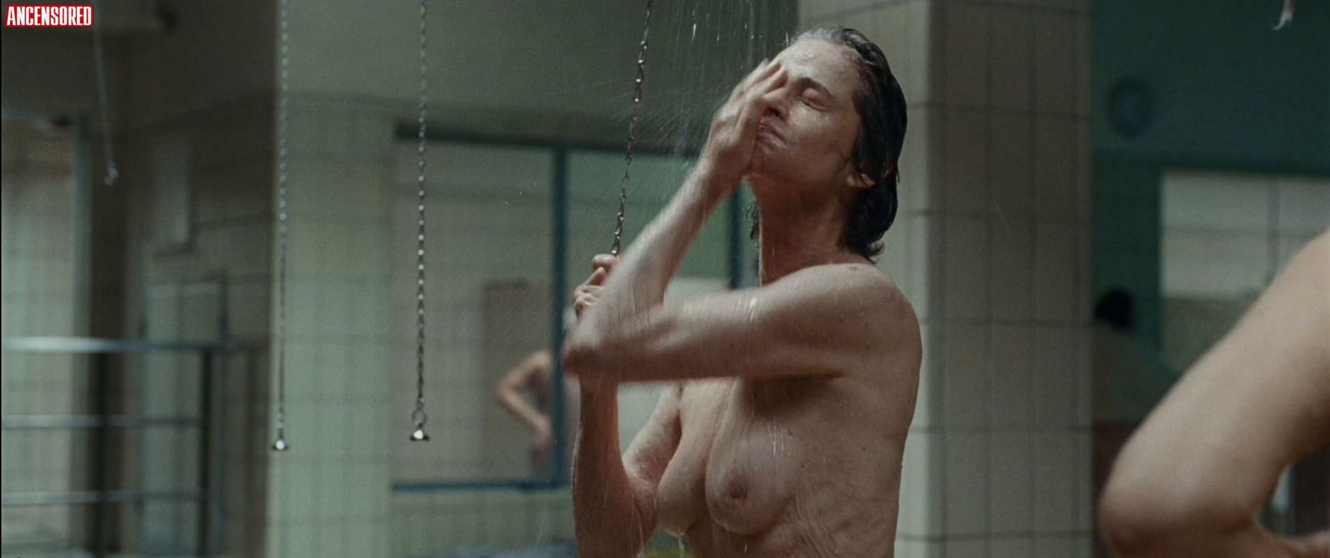 Naked Charlotte Rampling in Hannah < ANCENSORED