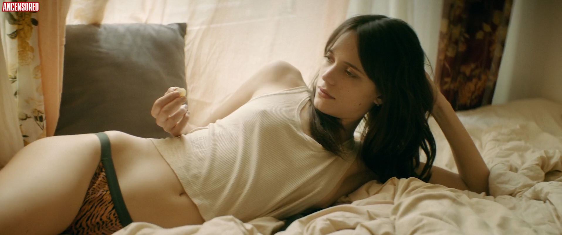 Stacy Martin Nude Pics Page 1