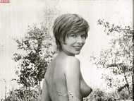 Nude astrid frank Au Pair