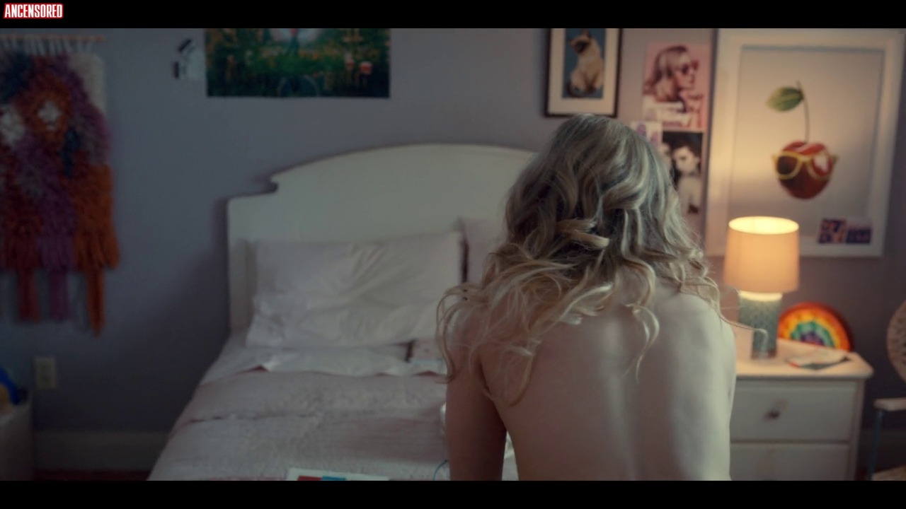 Willow shields naked