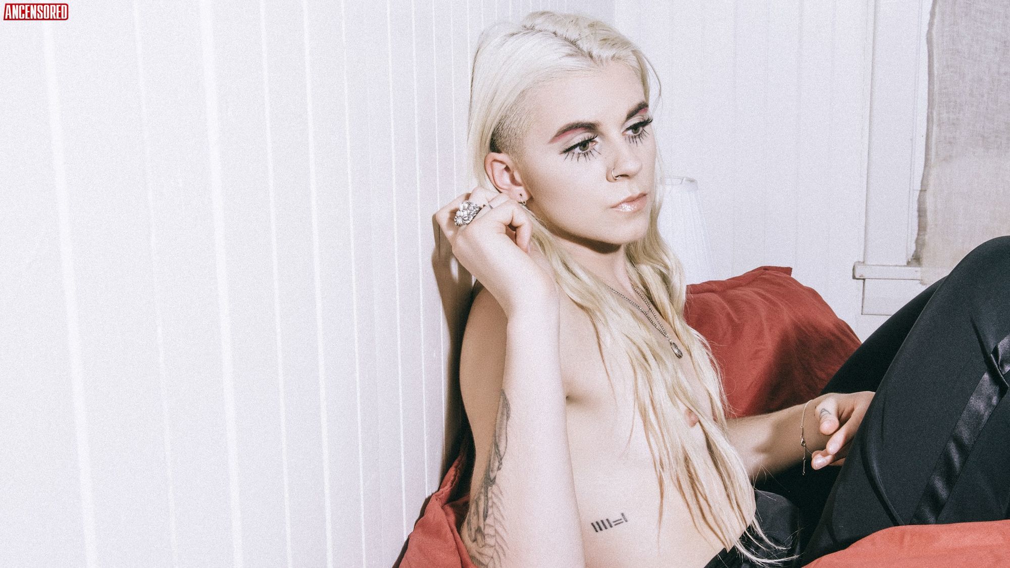 Lynn gunn nude