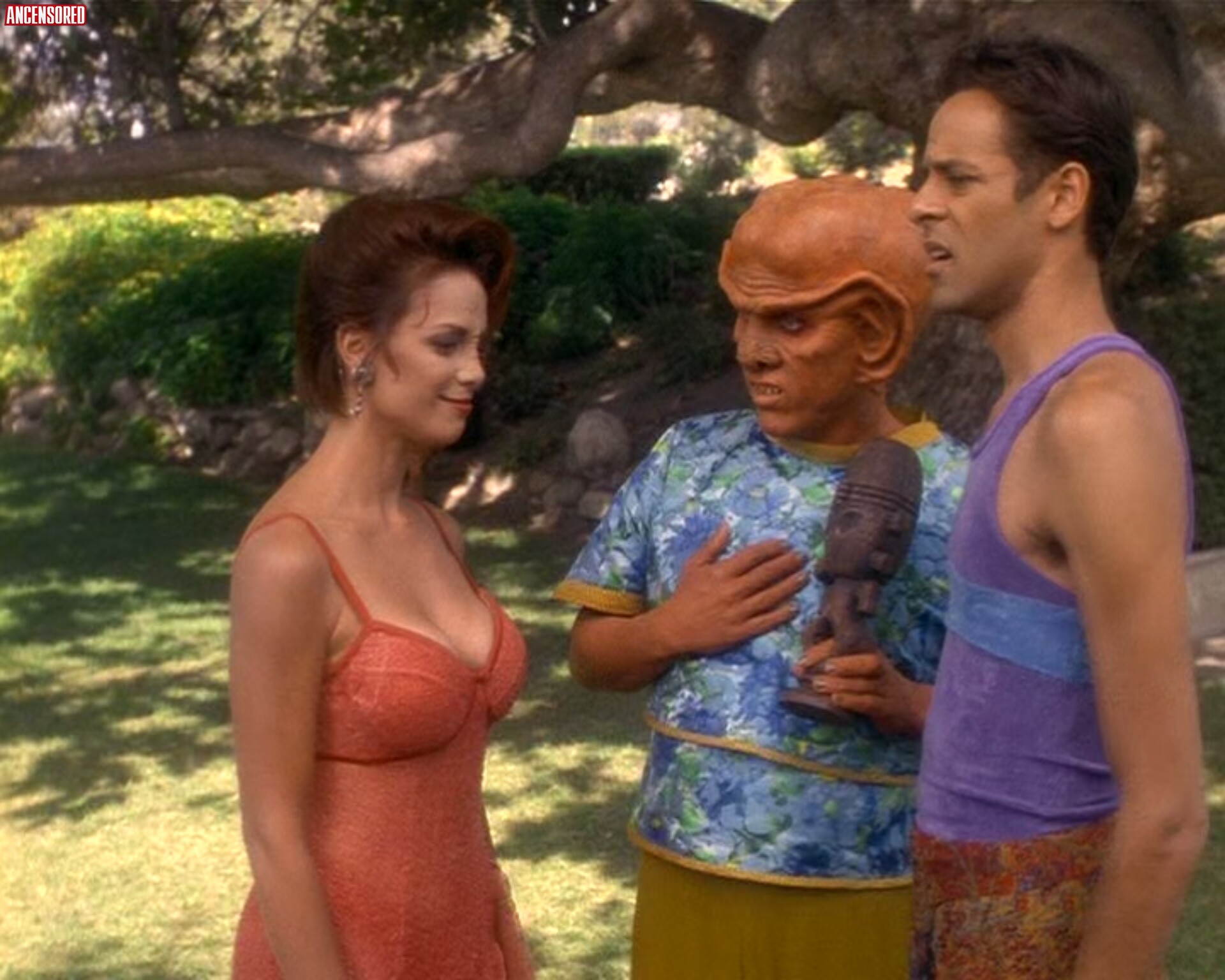 Chase masterson topless
