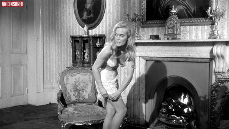 Topless shirley eaton Goldfinger: Pin