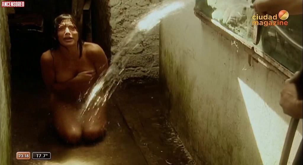 Naked Manuela Pal In Mujeres Asesinas