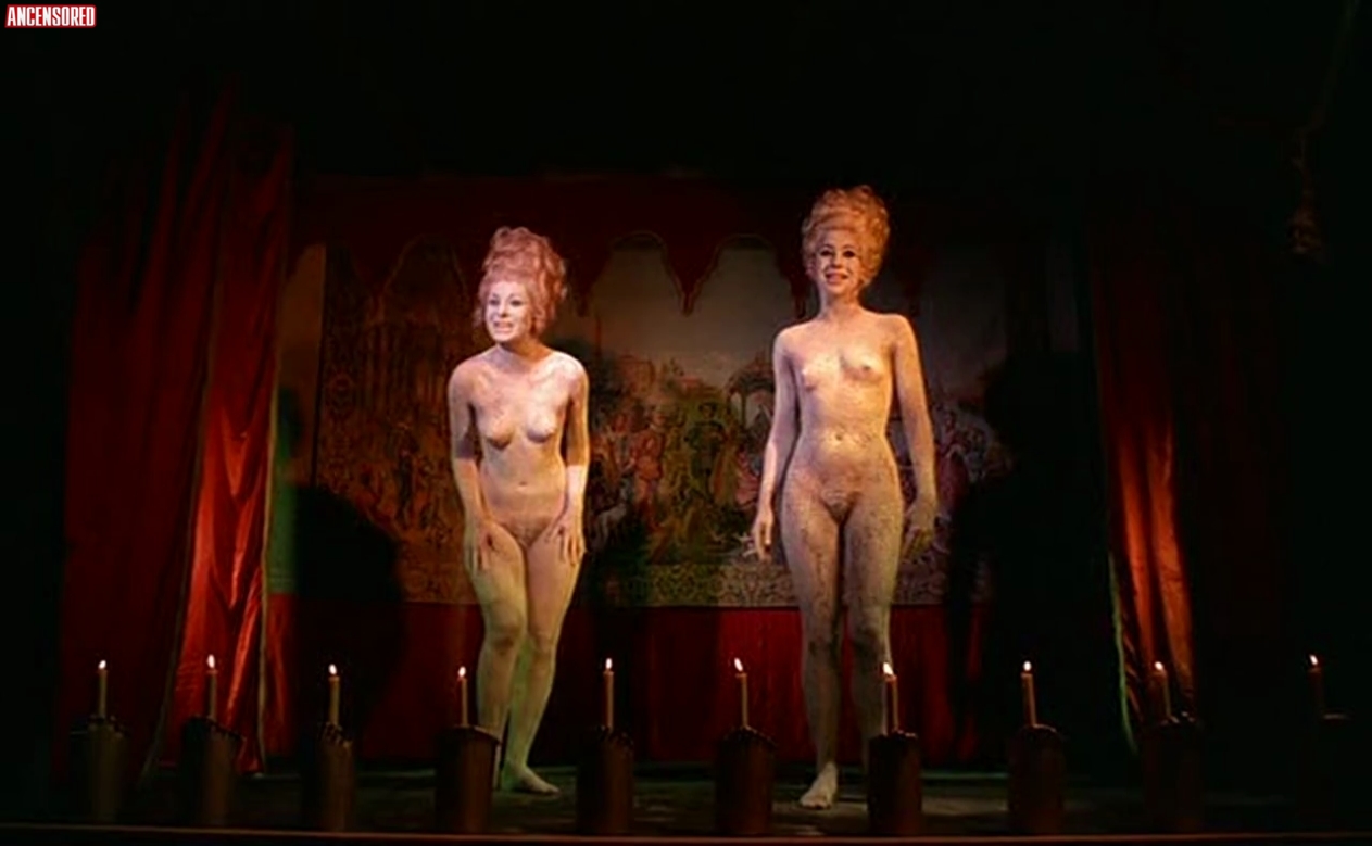 Naked Unbekannt Justine De Sade In Marquis De Sade Justine