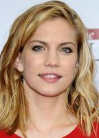 Nackt anna chlumsky Celebrities Freeing