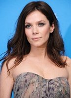 Anna Friel nude