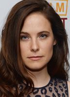 Caroline Dhavernas nude