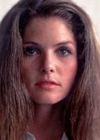 Chiles topless lois Lois Chiles