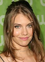 Lauren Cohan nude