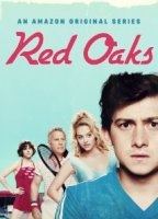 Red Oaks tv-show nude scenes