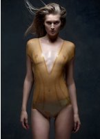 Toni Garrn nude