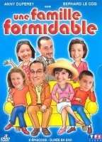 Une famille formidable tv-show nude scenes