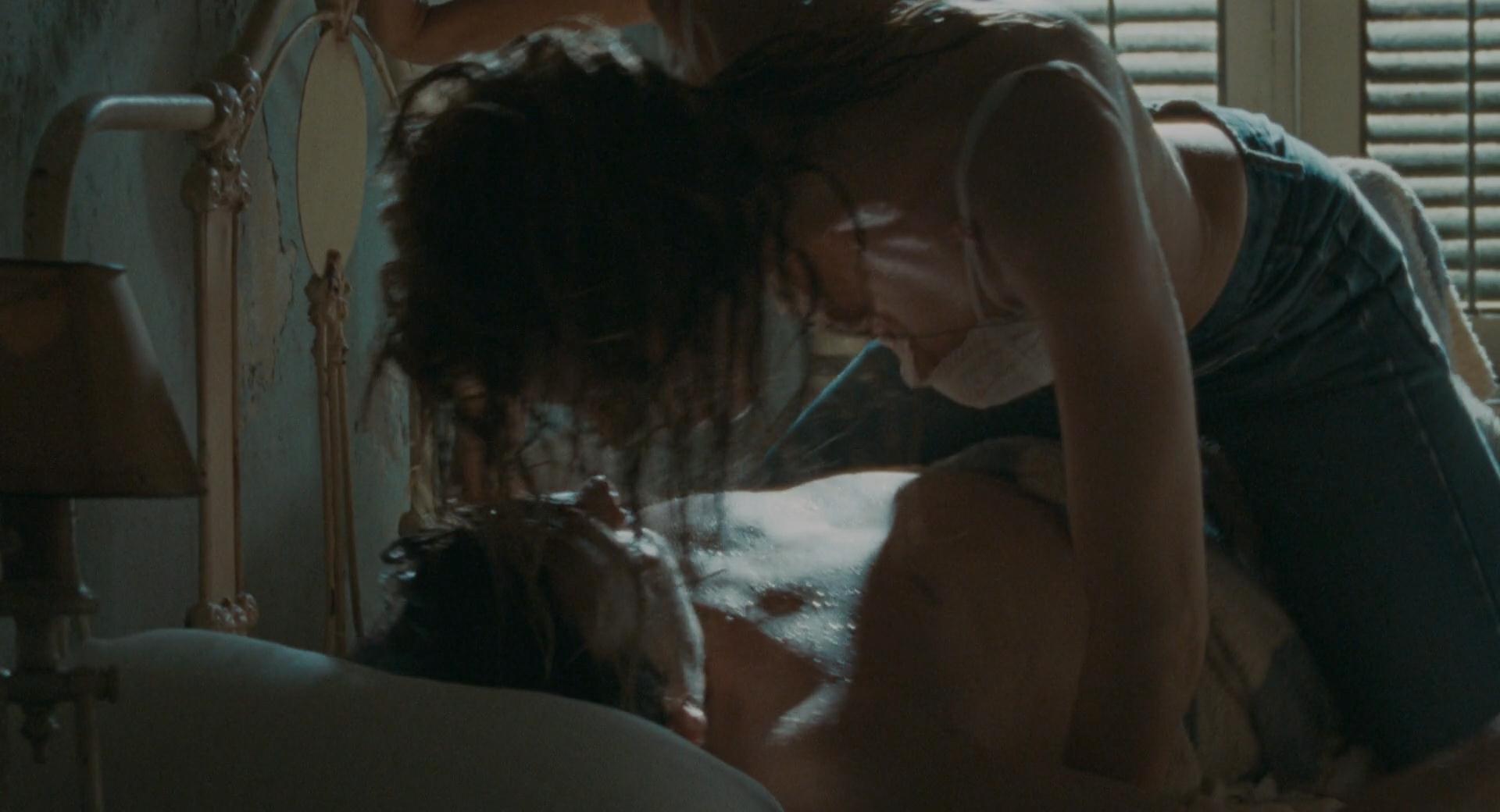 Naked Amber Heard In The Rum Diary