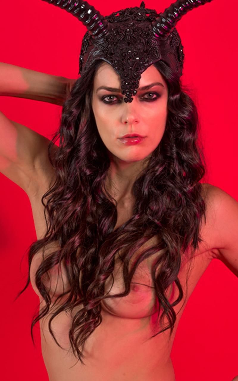 Naked Adrianne Curry Added By Bot