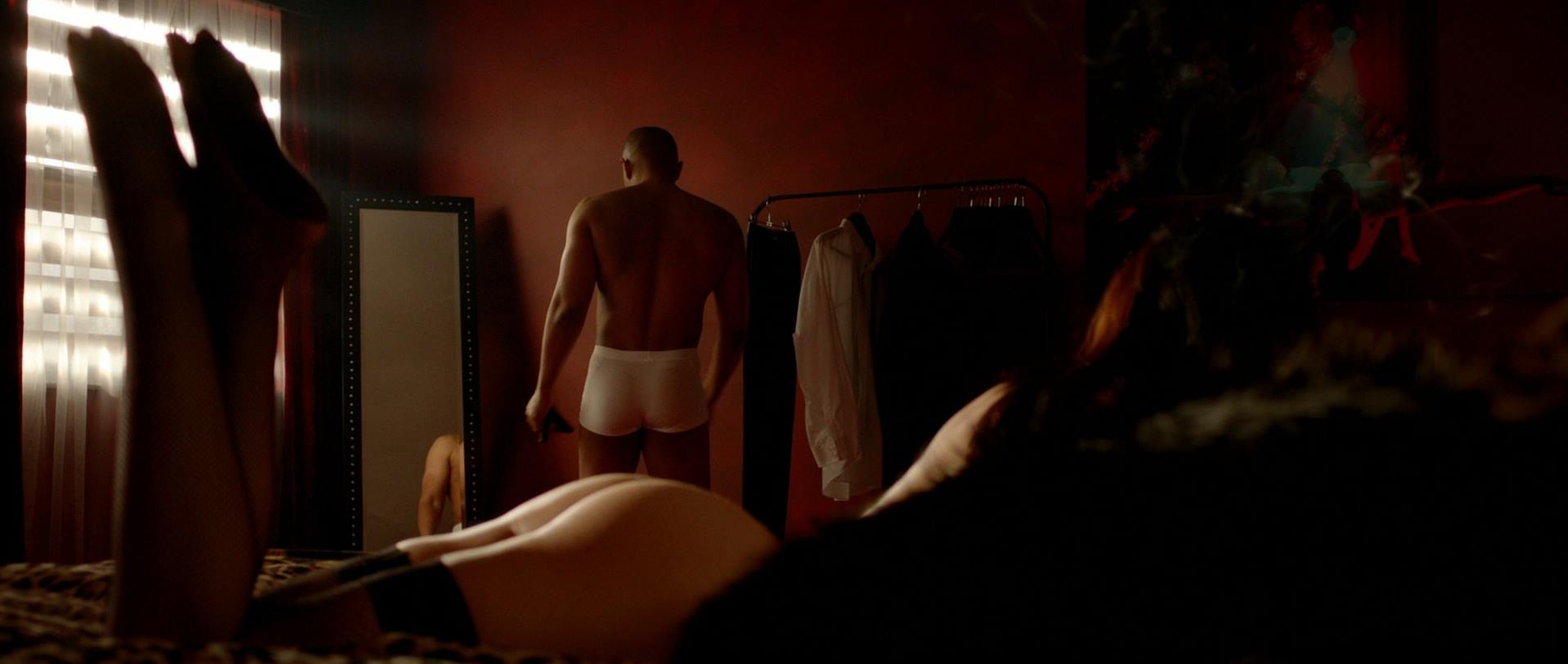 Naked Alexis Knapp In The Anomaly