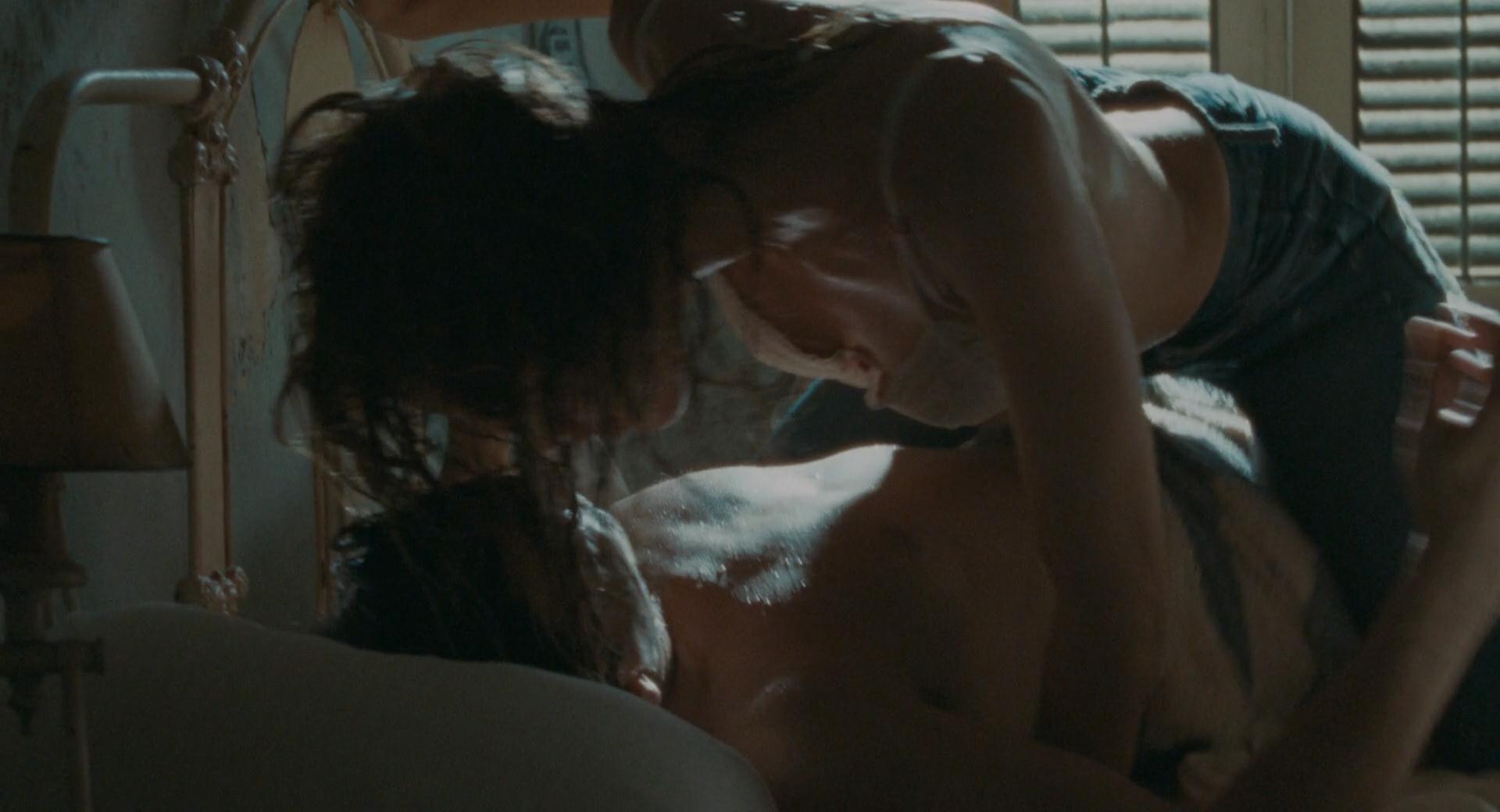 Naked Amber Heard In The Rum Diary 