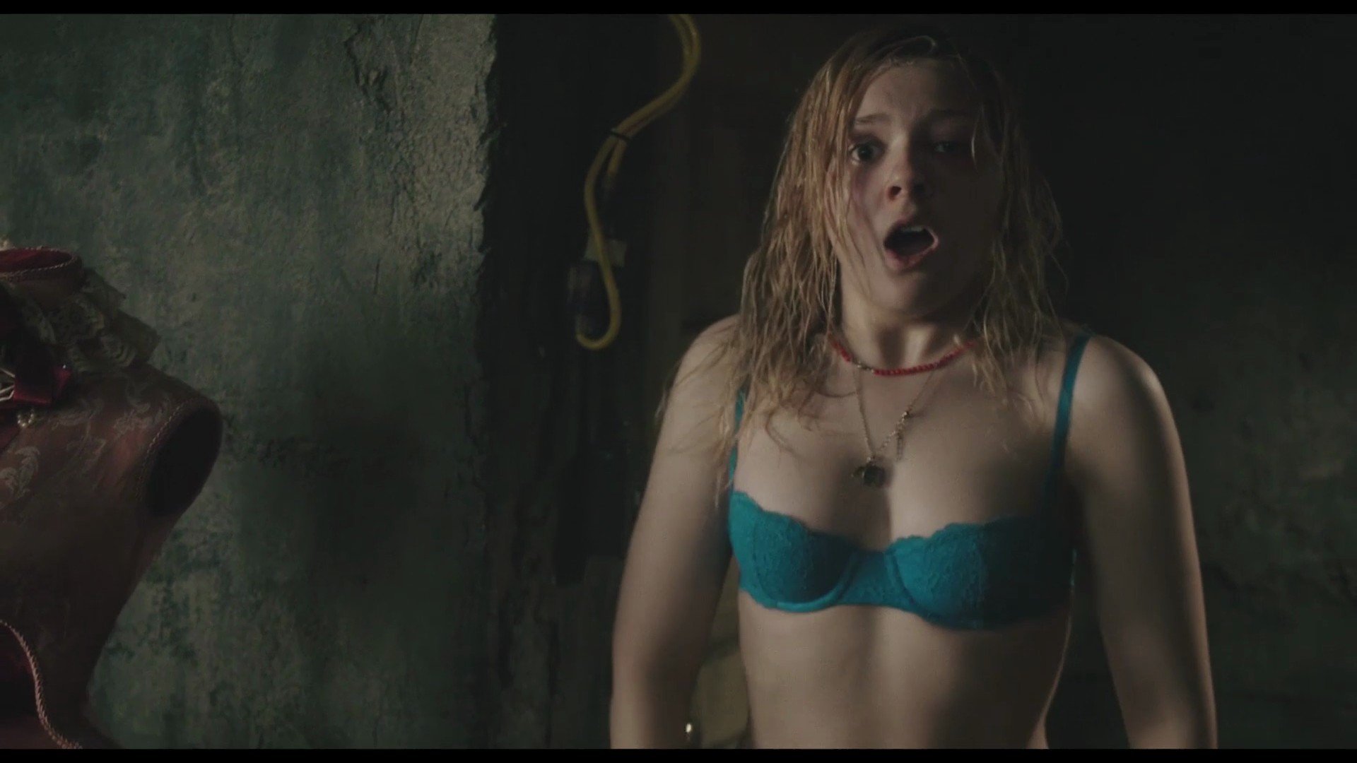 Abigail breslin naked