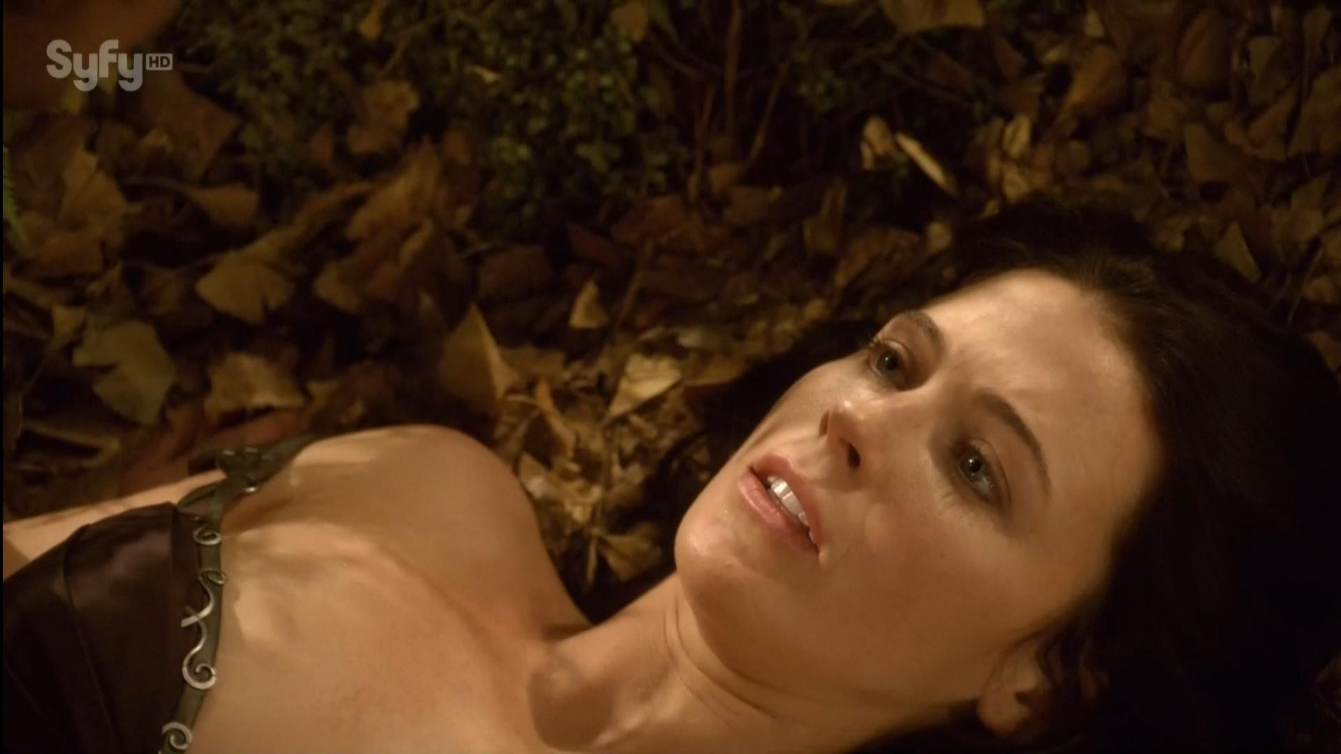 Naked Bridget Regan In Legend Of The Seeker