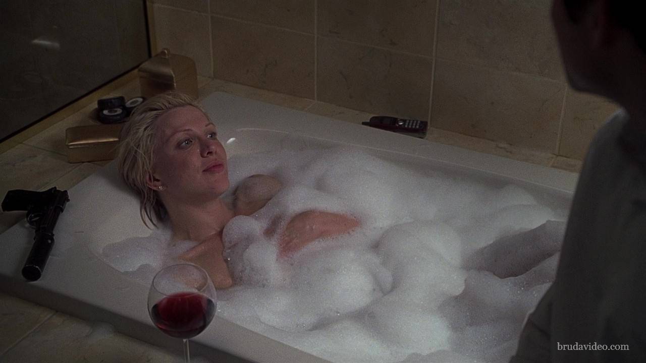 Naked Courtney Love In Trapped