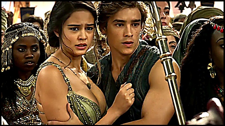 Naked Courtney Eaton In Gods Of Egypt