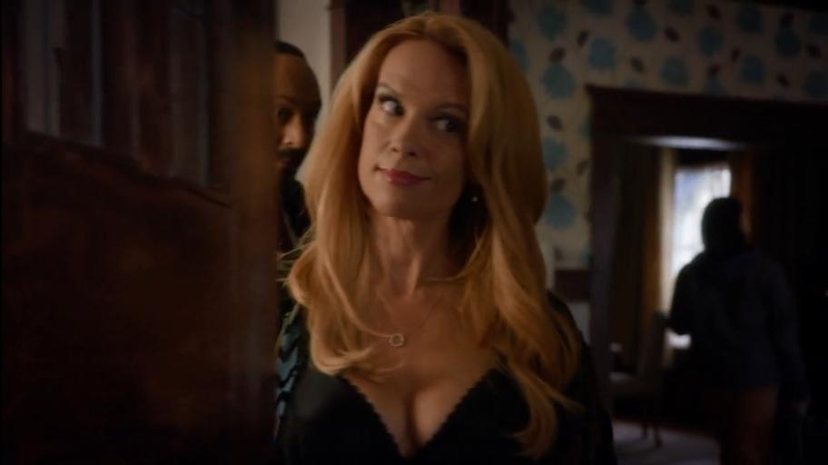 Chase Masterson Boobs.