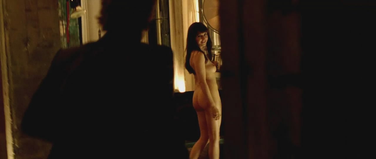 Naked Carice Van Houten In Komt Een Vrouw Bij De Dokter