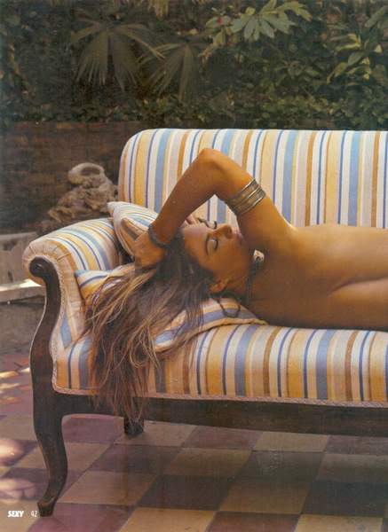 Naked Carla Regina In Sexy Magazine Brasil