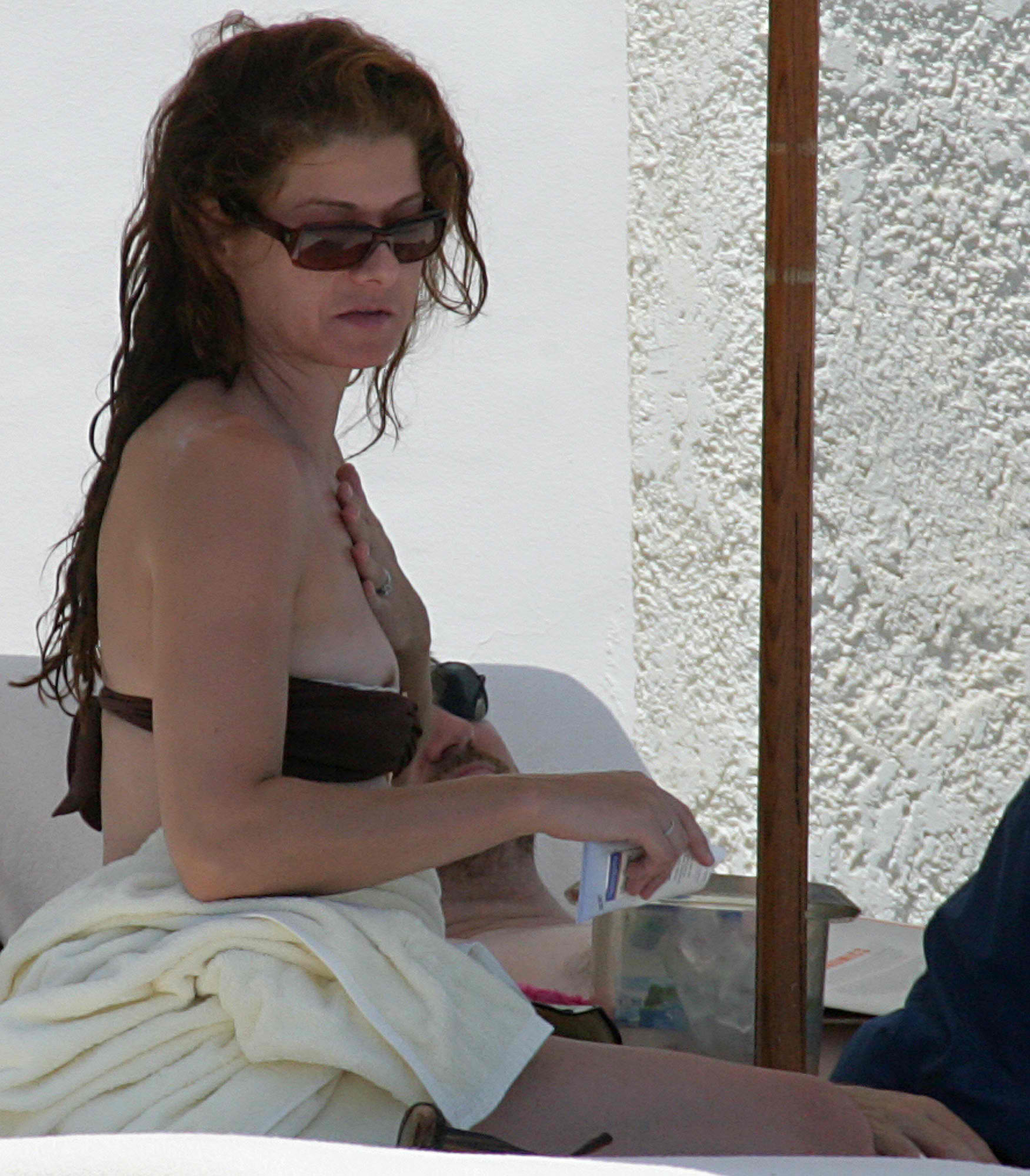 Naked pictures of debra messing