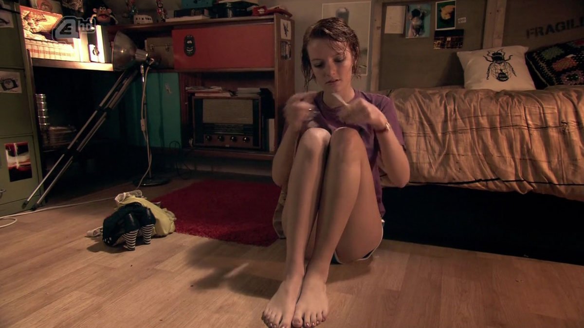 Naked Dakota Blue Richards In Skins Uk 