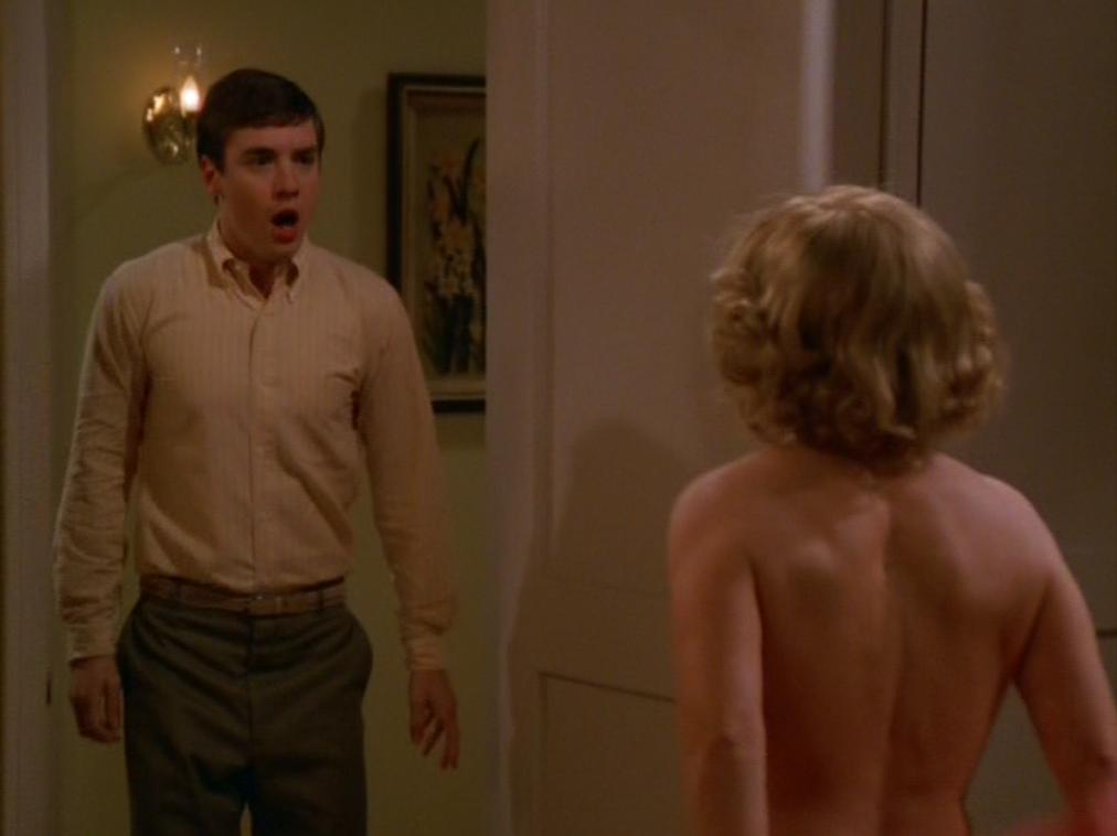 Naked Debra Jo Rupp In That 70s Show,Mila Kunis That 70s Show...