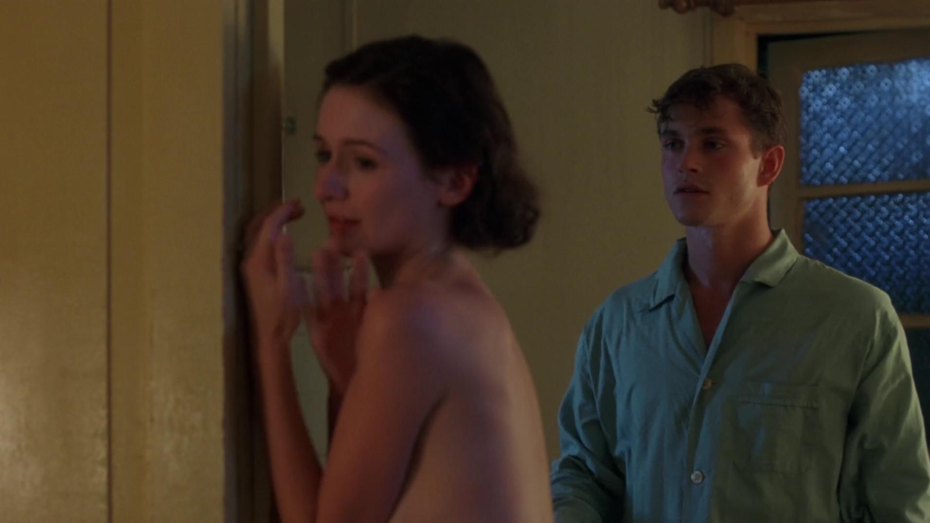 Naked Emily Mortimer In The Sleeping Dictionary 