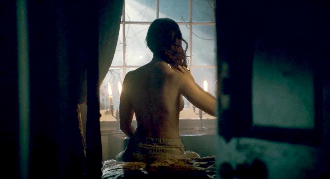 Naked Emily Blunt In The Wolfman